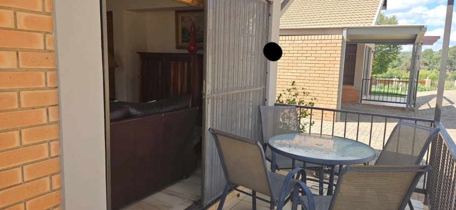 1 Bedroom Property for Sale in Langenhovenpark Free State